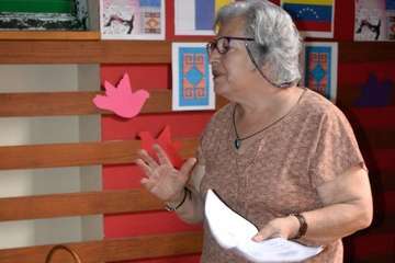 El colectivo de mujeres Isadora Duncan homenajea a la activista Juana María Ruiz (Foto TA)